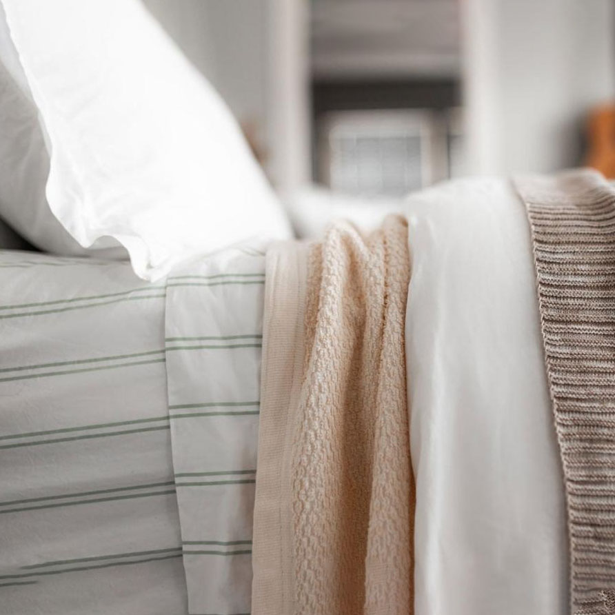 Layered bedding 101: how to layer bedding like a pro